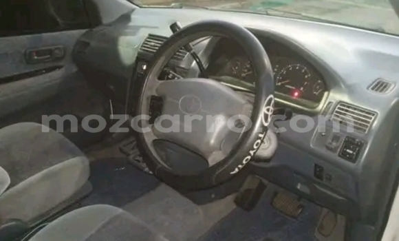 Nunua Ilio tumika Toyota Ipsum Nyeupe Gari ndani ya Maputo nchini Maputo Nunua Ilio tumika Toyota Ipsum Nyeupe Gari ndani ya Maputo nchini Maputo