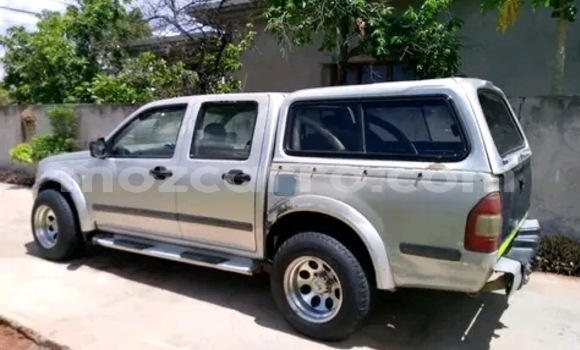 Nunua Ilio tumika Isuzu KB Nyingine Gari ndani ya Maputo nchini Maputo Nunua Ilio tumika Isuzu KB Nyingine Gari ndani ya Maputo nchini Maputo