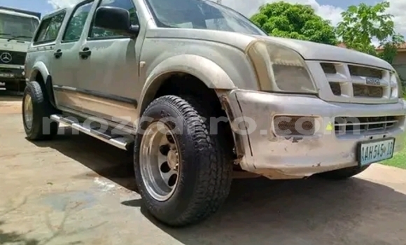 Nunua Ilio tumika Isuzu KB Nyingine Gari ndani ya Maputo nchini Maputo Nunua Ilio tumika Isuzu KB Nyingine Gari ndani ya Maputo nchini Maputo