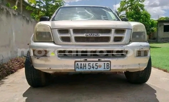 Nunua Ilio tumika Isuzu KB Nyingine Gari ndani ya Maputo nchini Maputo Nunua Ilio tumika Isuzu KB Nyingine Gari ndani ya Maputo nchini Maputo