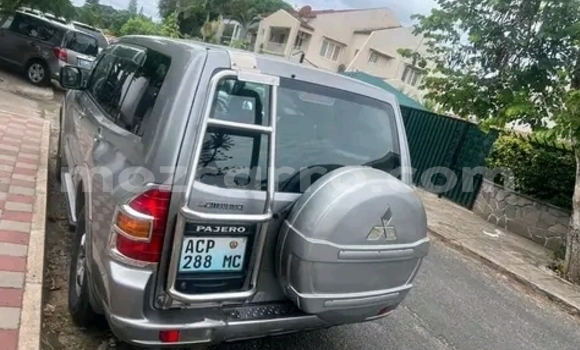 Comprar Usado Mitsubishi Pajero De outros Carro em Maputo em Maputo Comprar Usado Mitsubishi Pajero De outros Carro em Maputo em Maputo