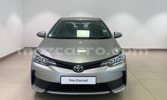 Nunua Ilio tumika Toyota Corolla Fedha Gari ndani ya Maputo nchini Maputo Nunua Ilio tumika Toyota Corolla Fedha Gari ndani ya Maputo nchini Maputo