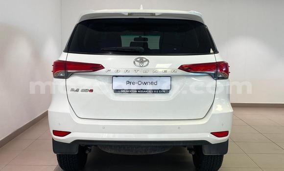 Comprar Usado Toyota Fortuner Branco Carro em Maputo em Maputo Comprar Usado Toyota Fortuner Branco Carro em Maputo em Maputo