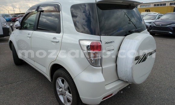 Comprar Usado Toyota Rush Branco Carro em Maputo em Maputo Comprar Usado Toyota Rush Branco Carro em Maputo em Maputo
