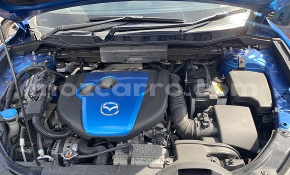 Nunua Ilio tumika Mazda CX-5 Bluu Gari ndani ya Maputo nchini Maputo Nunua Ilio tumika Mazda CX-5 Bluu Gari ndani ya Maputo nchini Maputo