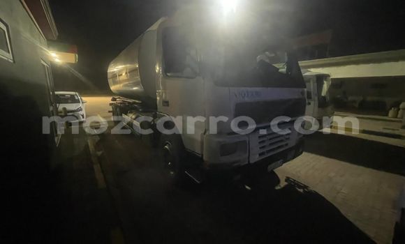 Comprar Novo Volvo F4 Branco Caminhão em Maputo em Maputo Comprar Novo Volvo F4 Branco Caminhão em Maputo em Maputo