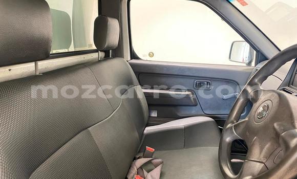 Tenga Tsaru Nissan NP 300 Chena Mota in Maputo in Maputo Tenga Tsaru Nissan NP 300 Chena Mota in Maputo in Maputo