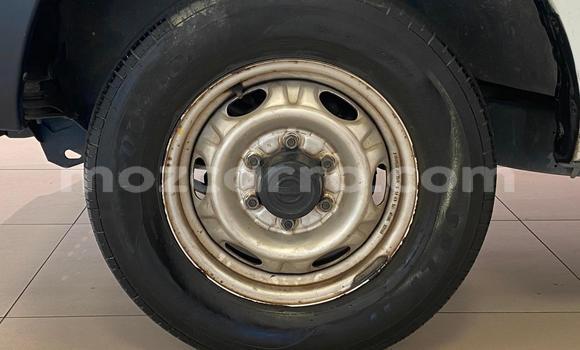 Tenga Tsaru Nissan NP 300 Chena Mota in Maputo in Maputo Tenga Tsaru Nissan NP 300 Chena Mota in Maputo in Maputo