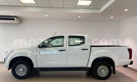 Buy Used Isuzu D-MAX White Car in Maputo in Maputo Buy Used Isuzu D-MAX White Car in Maputo in Maputo