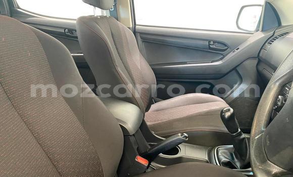 Buy Used Isuzu D-MAX White Car in Maputo in Maputo Buy Used Isuzu D-MAX White Car in Maputo in Maputo