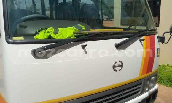 Comprar Usado Toyota Coaster Branco Carro em Maputo em Maputo Comprar Usado Toyota Coaster Branco Carro em Maputo em Maputo