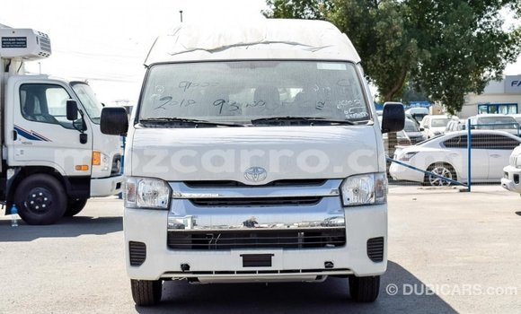 Comprar Importar Toyota Hiace Branco Carro em Import - Dubai em Cabo Delgado Comprar Importar Toyota Hiace Branco Carro em Import - Dubai em Cabo Delgado