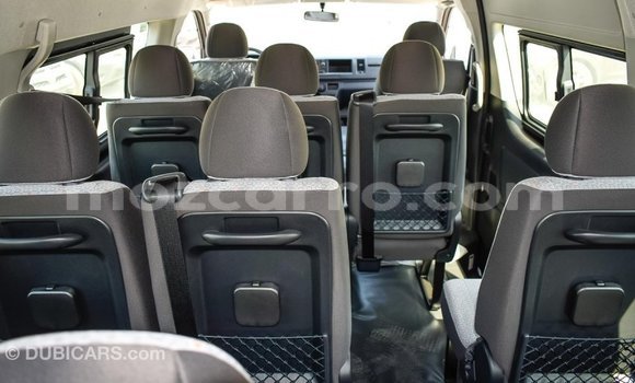 Comprar Importar Toyota Hiace Branco Carro em Import - Dubai em Cabo Delgado Comprar Importar Toyota Hiace Branco Carro em Import - Dubai em Cabo Delgado