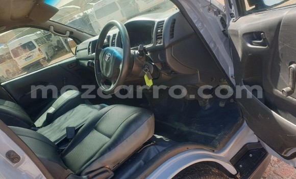 Nunua Ilio tumika Toyota iQ Nyingine Gari ndani ya Maputo nchini Maputo Nunua Ilio tumika Toyota iQ Nyingine Gari ndani ya Maputo nchini Maputo