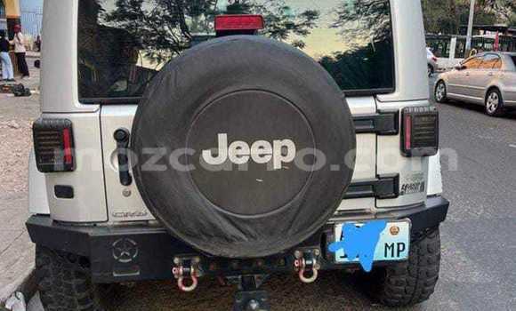 Nunua Ilio tumika Jeep Wrangler Fedha Gari ndani ya Maputo nchini Maputo Nunua Ilio tumika Jeep Wrangler Fedha Gari ndani ya Maputo nchini Maputo