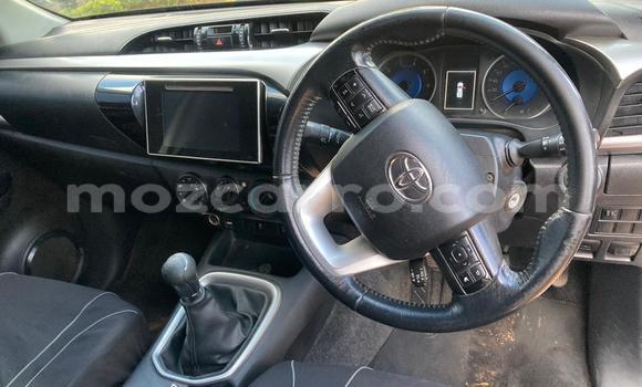 Nunua Ilio tumika Toyota Hiluxe Revo Nyeupe Gari ndani ya Maputo nchini Maputo Nunua Ilio tumika Toyota Hiluxe Revo Nyeupe Gari ndani ya Maputo nchini Maputo
