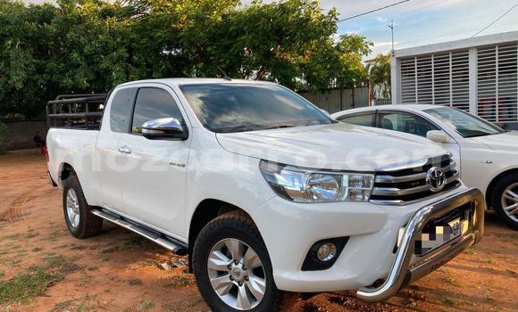 Nunua Ilio tumika Toyota Hiluxe Revo Nyeupe Gari ndani ya Maputo nchini Maputo Nunua Ilio tumika Toyota Hiluxe Revo Nyeupe Gari ndani ya Maputo nchini Maputo