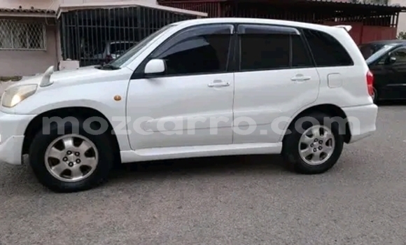 Tenga Tsaru Toyota RAV4 Chena Mota in Maputo in Maputo Tenga Tsaru Toyota RAV4 Chena Mota in Maputo in Maputo