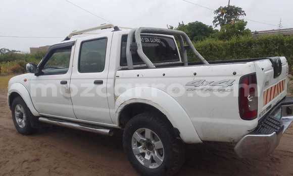 Buy Used Nissan Hardbody White Car in Maputo in Maputo Buy Used Nissan Hardbody White Car in Maputo in Maputo