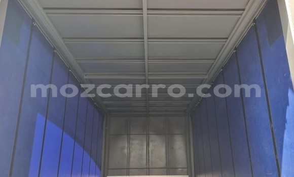 Buy Used Hino 300 Series White Truck in Maputo in Maputo Buy Used Hino 300 Series White Truck in Maputo in Maputo