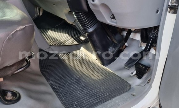 Buy Used Hino 300 Series White Truck in Maputo in Maputo Buy Used Hino 300 Series White Truck in Maputo in Maputo