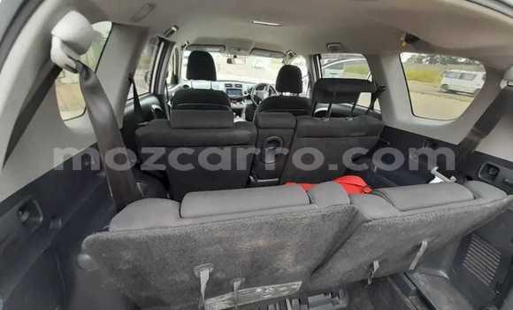Comprar Usado Toyota Vanguard Branco Carro em Maputo em Maputo Comprar Usado Toyota Vanguard Branco Carro em Maputo em Maputo