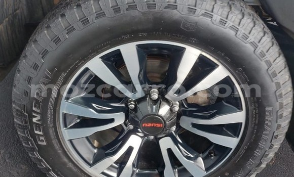 Buy Used Isuzu KB Silver Car in Maputo in Maputo Buy Used Isuzu KB Silver Car in Maputo in Maputo