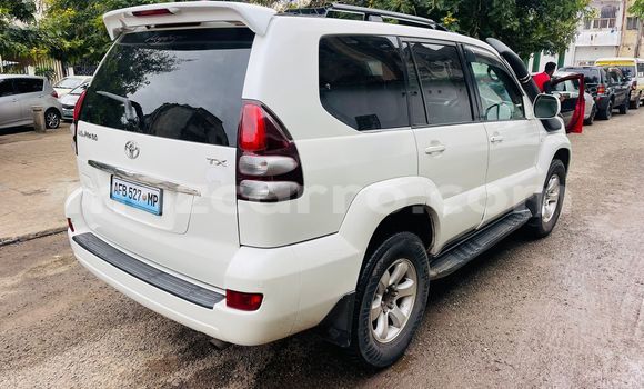 Buy Used Toyota Prado White Car in Maputo in Maputo Buy Used Toyota Prado White Car in Maputo in Maputo
