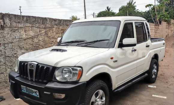 Buy Used Mahindra Scorpio White Car in Maputo in Maputo Buy Used Mahindra Scorpio White Car in Maputo in Maputo