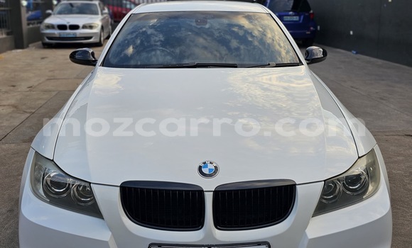 Comprar Usado BMW 3-Series Branco Carro em Maputo em Maputo Comprar Usado BMW 3-Series Branco Carro em Maputo em Maputo