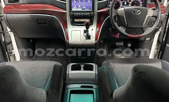 Comprar Usado Toyota Alphard Branco Carro em Maputo em Maputo Comprar Usado Toyota Alphard Branco Carro em Maputo em Maputo