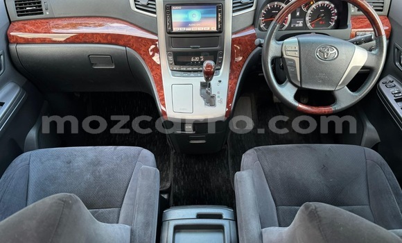 Comprar Usado Toyota Vellfire Branco Carro em Maputo em Maputo Comprar Usado Toyota Vellfire Branco Carro em Maputo em Maputo