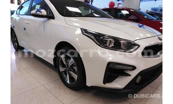 Comprar Importar Kia Cerato Branco Carro em Import - Dubai em Cabo Delgado Comprar Importar Kia Cerato Branco Carro em Import - Dubai em Cabo Delgado