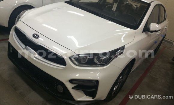 Comprar Importar Kia Cerato Branco Carro em Import - Dubai em Cabo Delgado Comprar Importar Kia Cerato Branco Carro em Import - Dubai em Cabo Delgado