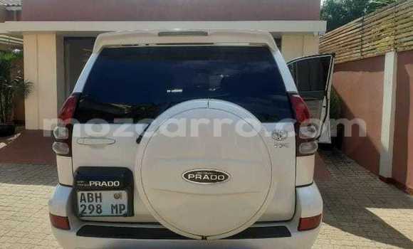 Nunua Ilio tumika Toyota Land Cruiser Prado Nyeupe Gari ndani ya Maputo nchini Maputo Nunua Ilio tumika Toyota Land Cruiser Prado Nyeupe Gari ndani ya Maputo nchini Maputo