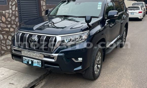 Comprar Usado Toyota Prado Azul Carro em Maputo em Maputo