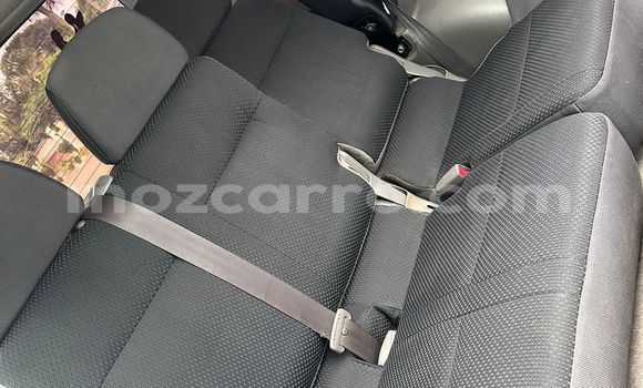 Buy Used Mitsubishi Pajero Green Car in Maputo in Maputo Buy Used Mitsubishi Pajero Green Car in Maputo in Maputo