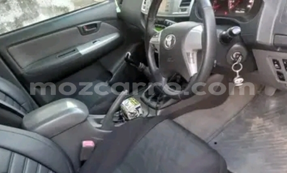Tenga Tsaru Toyota Hilux Chena Mota in Maputo in Maputo Tenga Tsaru Toyota Hilux Chena Mota in Maputo in Maputo