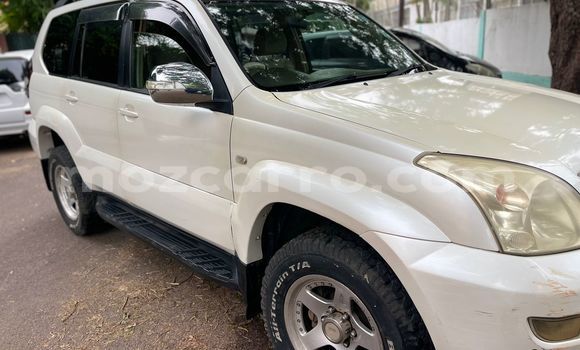 Buy Used Toyota Land Cruiser Prado White Car in Maputo in Maputo Buy Used Toyota Land Cruiser Prado White Car in Maputo in Maputo