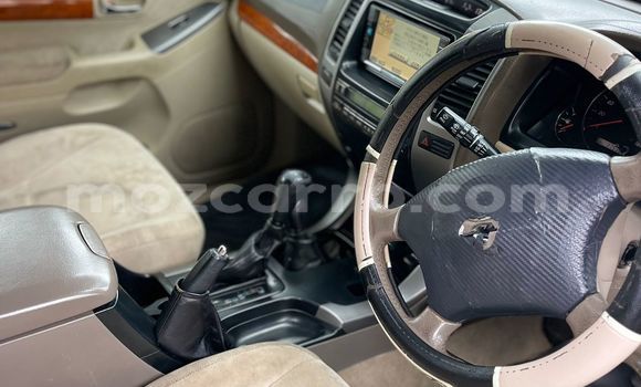 Buy Used Toyota Land Cruiser Prado White Car in Maputo in Maputo Buy Used Toyota Land Cruiser Prado White Car in Maputo in Maputo