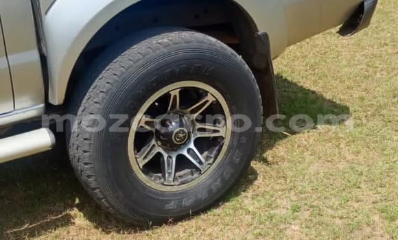 Comprar Usado Nissan Hardbody De outros Carro em Maputo em Maputo Comprar Usado Nissan Hardbody De outros Carro em Maputo em Maputo