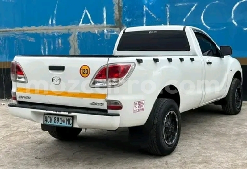 Big with watermark mazda bt 50 maputo maputo 21019