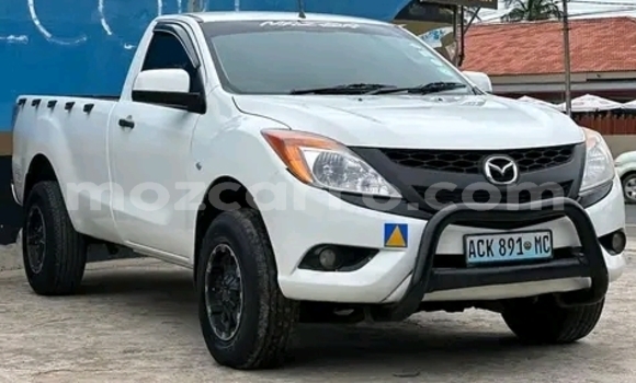 Buy Used Mazda BT-50 White Car in Maputo in Maputo Buy Used Mazda BT-50 White Car in Maputo in Maputo