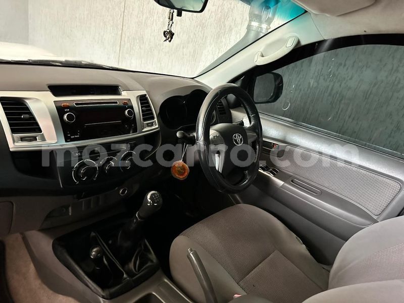 Big with watermark toyota hilux maputo maputo 21028