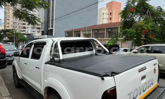 Comprar Usado Toyota Hilux Branco Carro em Maputo em Maputo Comprar Usado Toyota Hilux Branco Carro em Maputo em Maputo