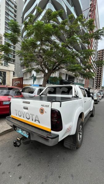 Big with watermark toyota hilux maputo maputo 21031