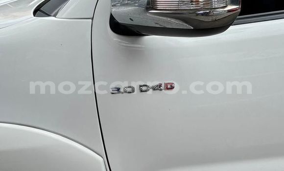 Comprar Usado Toyota Hilux Branco Carro em Maputo em Maputo Comprar Usado Toyota Hilux Branco Carro em Maputo em Maputo