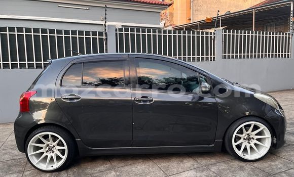 Comprar Usado Toyota Vitz Preto Carro em Maputo em Maputo Comprar Usado Toyota Vitz Preto Carro em Maputo em Maputo