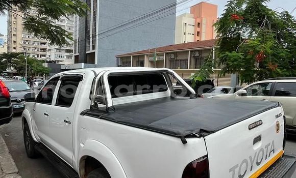 Buy Used Toyota Hilux White Car in Maputo in Maputo Buy Used Toyota Hilux White Car in Maputo in Maputo