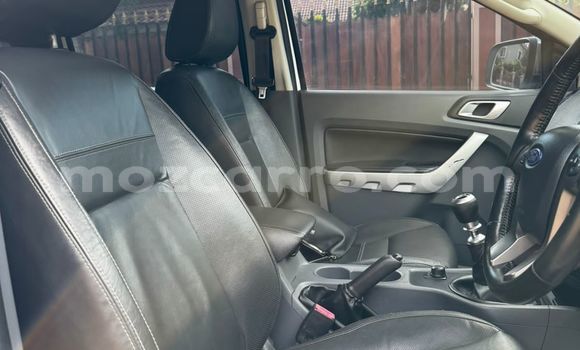 Comprar Usado Ford Ranger Branco Carro em Maputo em Maputo Comprar Usado Ford Ranger Branco Carro em Maputo em Maputo